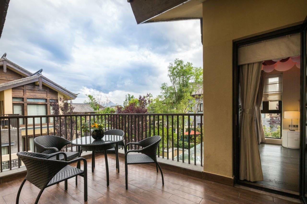 Howard Johnson Jinlin Plaza Lijiang Lijiang  Exterior photo